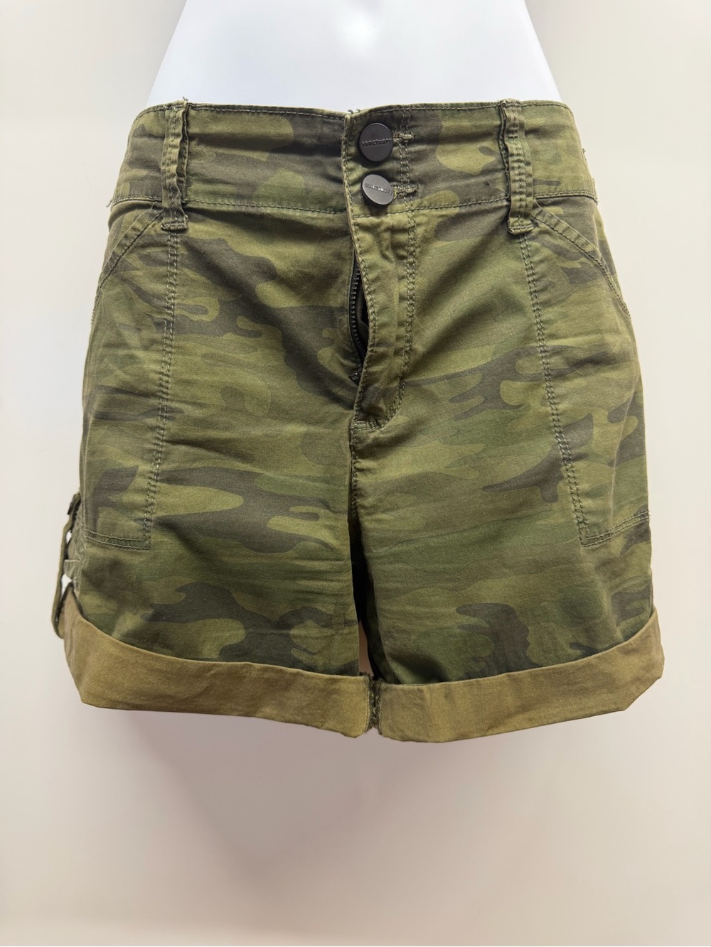Sanctuary Camo Roll-Cuff Utility Shorts - Olive